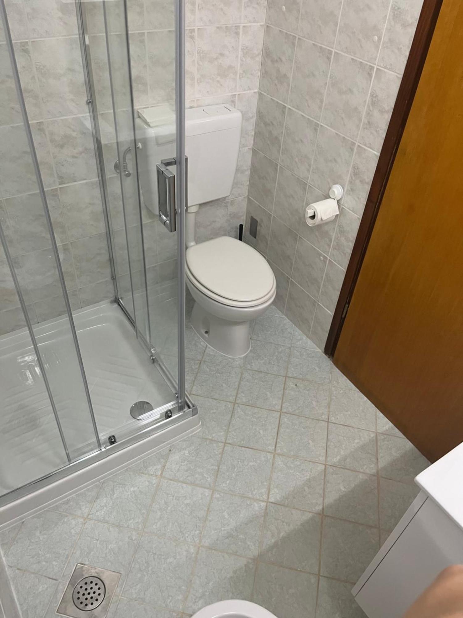Apartma Sunny Apartment Izola Luaran gambar
